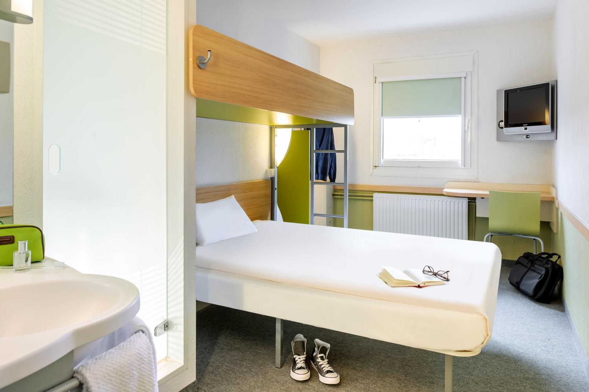 Ibis Budget Luebeck City Sued Exterior photo